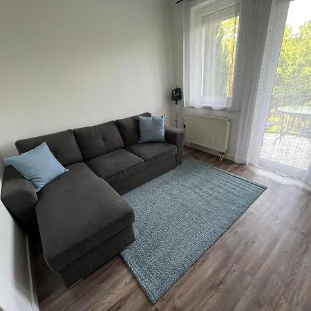 Maja Apartmanhaz Balatonlelle Exterior foto